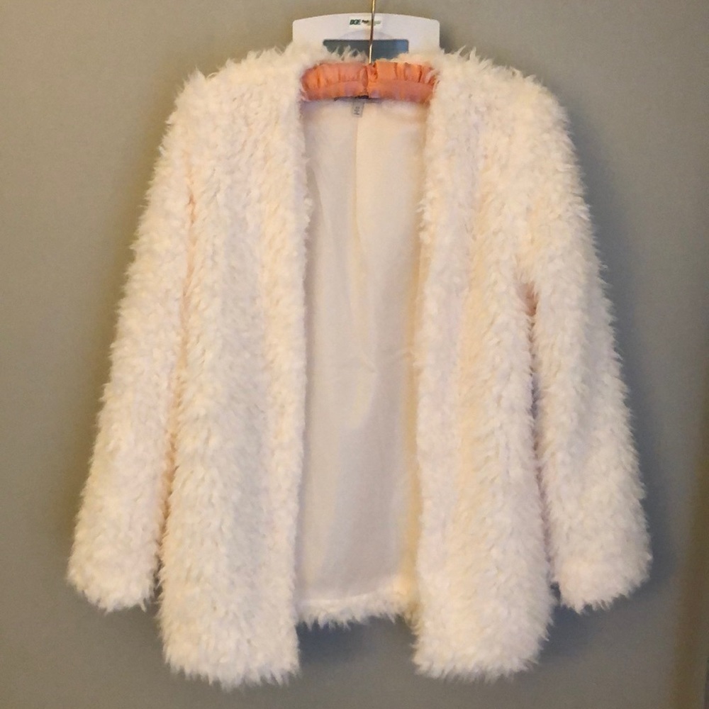 NWT Charlotte Russe Shaggy Faux Fur Jacket